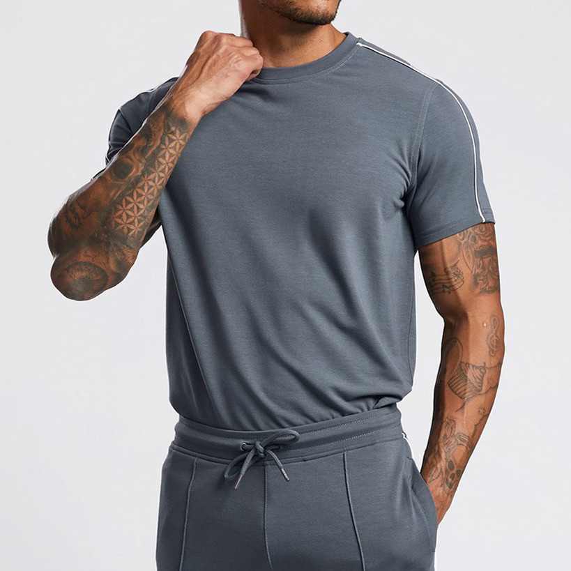 Custom Mens Short Sleeve Crew Neck Cotton High Quality T Shirts Bulk-Aktik