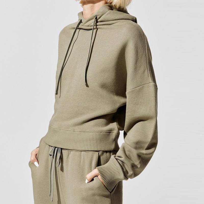 Private Label Custom Tracksuits Wholesale Jogger Sweat Suits for Women-Aktik