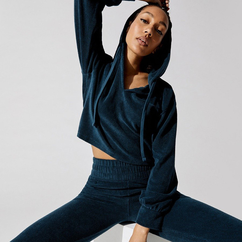 Custom Sweat Suits Cotton Pullover Women Velour Tracksuit Wholesale-Aktik