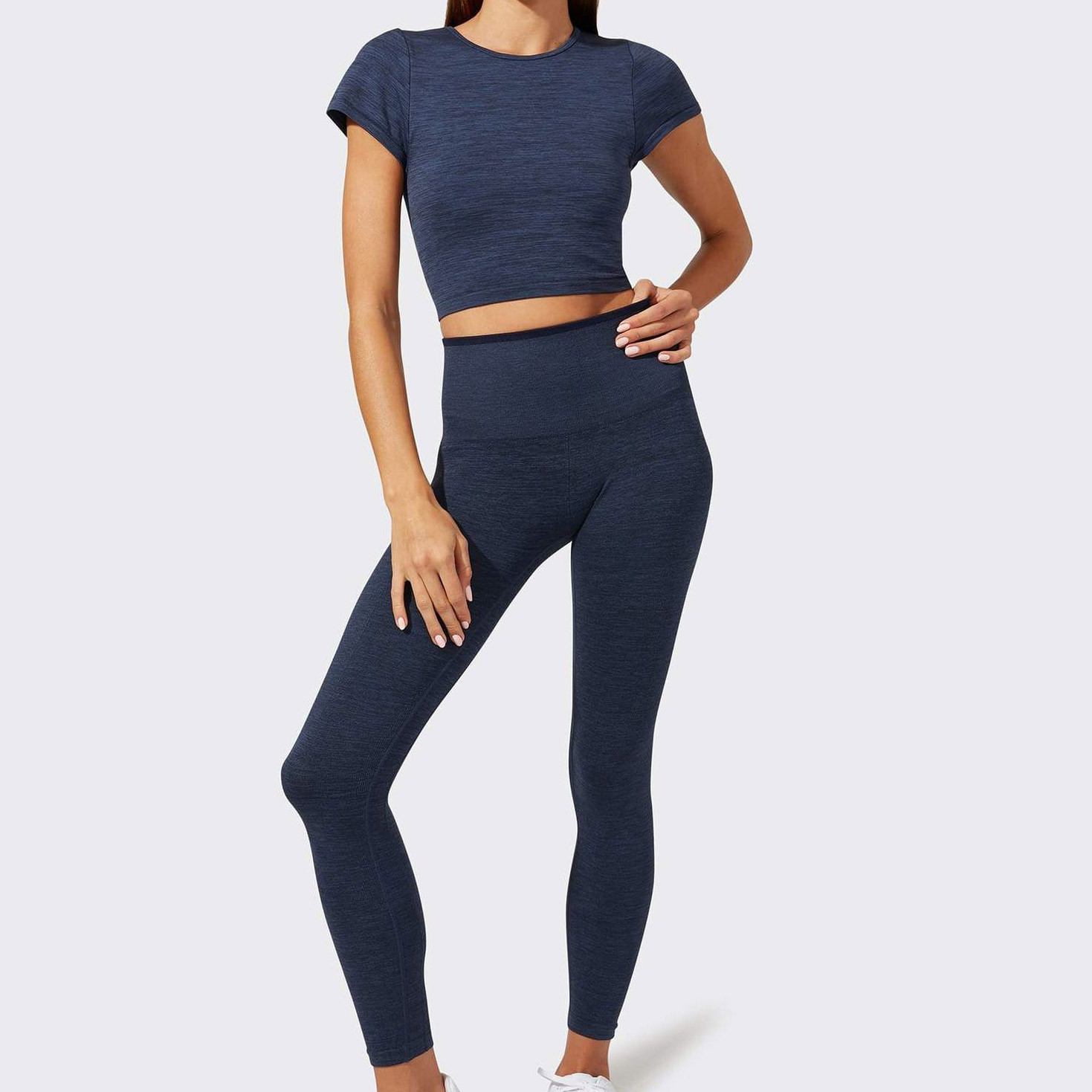 Wholesale Bulk Women's Short Sleeve Crew Neck Cropped Fitted T Shirt -Aktik